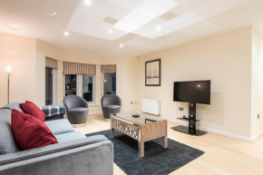 2 Neptune House Beautiful Modern York Apartment with Parking Pass the Keys
